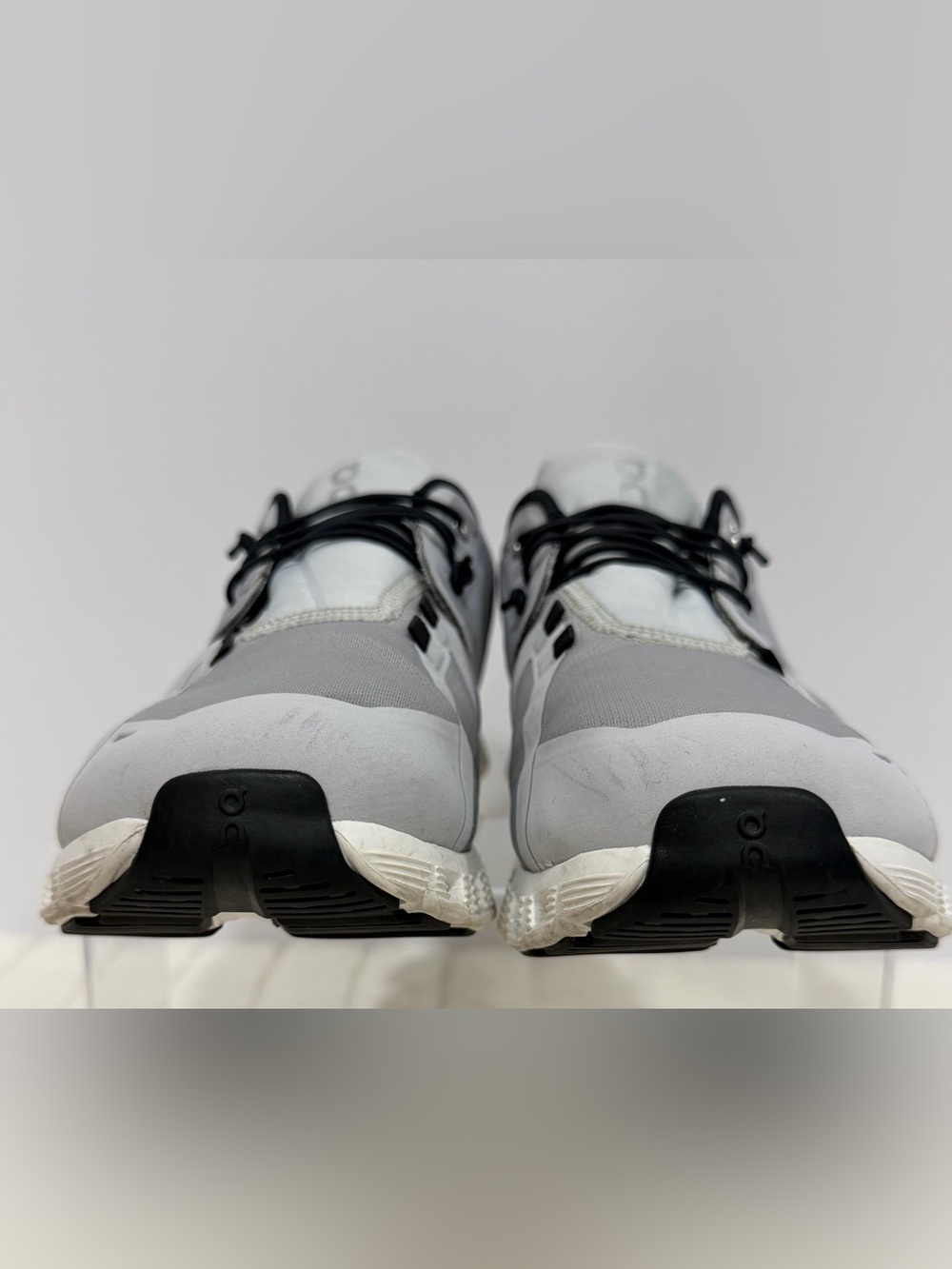 On - Cloud 5 Woman’s Waterproof Sneakers in GLACIER. Excellent Condiiton SZ 10 - Picture 11 of 15